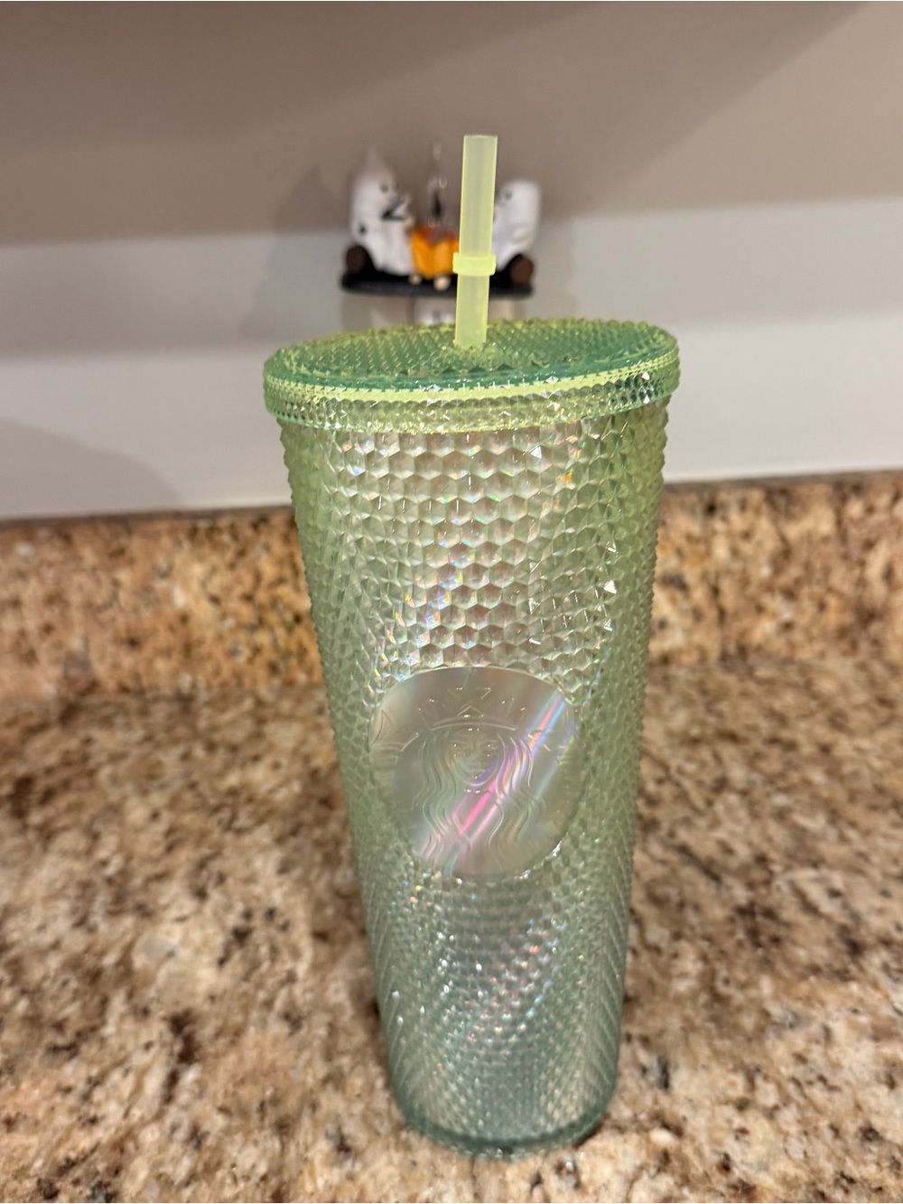 New Starbucks China 2023 Green Apple Gradient Diamond Studded Tumbler Cup